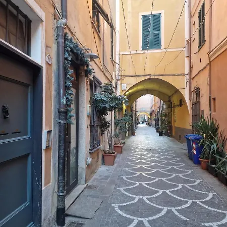 شقة Centro Storico Passeggiando Per Caruggi